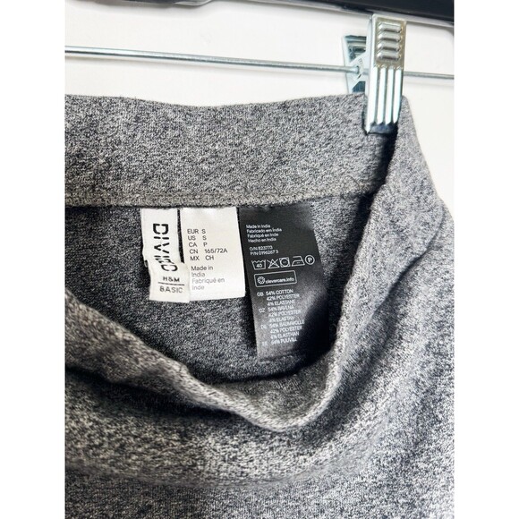 H&M Divided Basic Women’s Pencil Skirt Size Small Gray Jersey Stretch Pull On - Picture 2 of 3